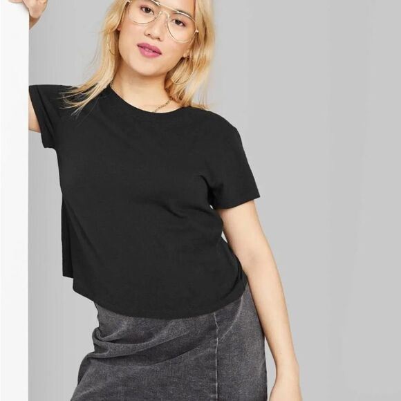 Wild fable size medium short sleeve black T-shirt - Picture 3 of 9